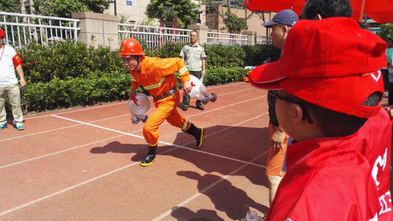 天城国际秩序队员参与街道微型消防站技能竞赛